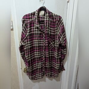 Casa Cabana XXL Plaid Button-Up Shirt in Pink and Black